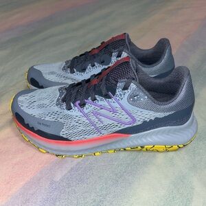 New Balance Nitrel V5 Women's Grey Trail Running Sneakers size 9